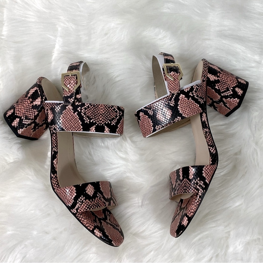 Cole Haan Avani Snake Print Chunky Block Heels Pink Women's 9.5 // 9 1/2 NWB - Picture 2 of 9